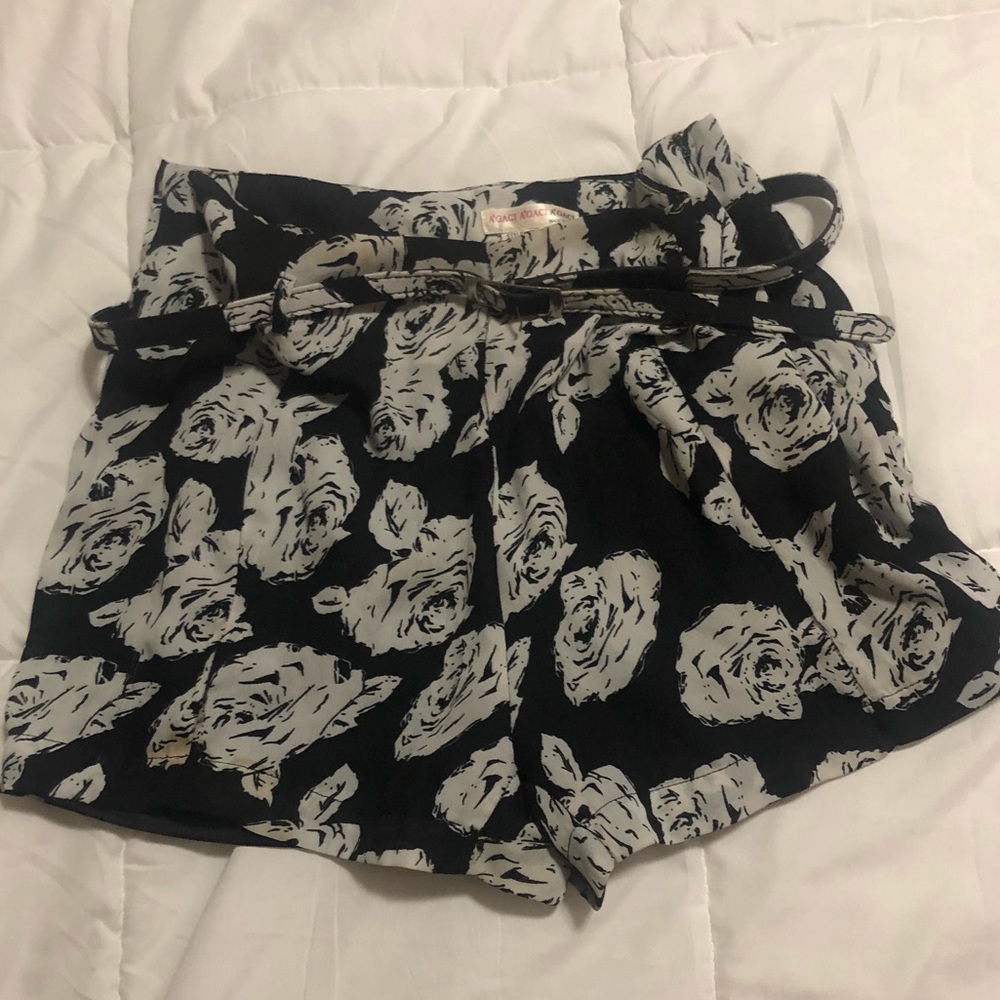 Cute floral shorts